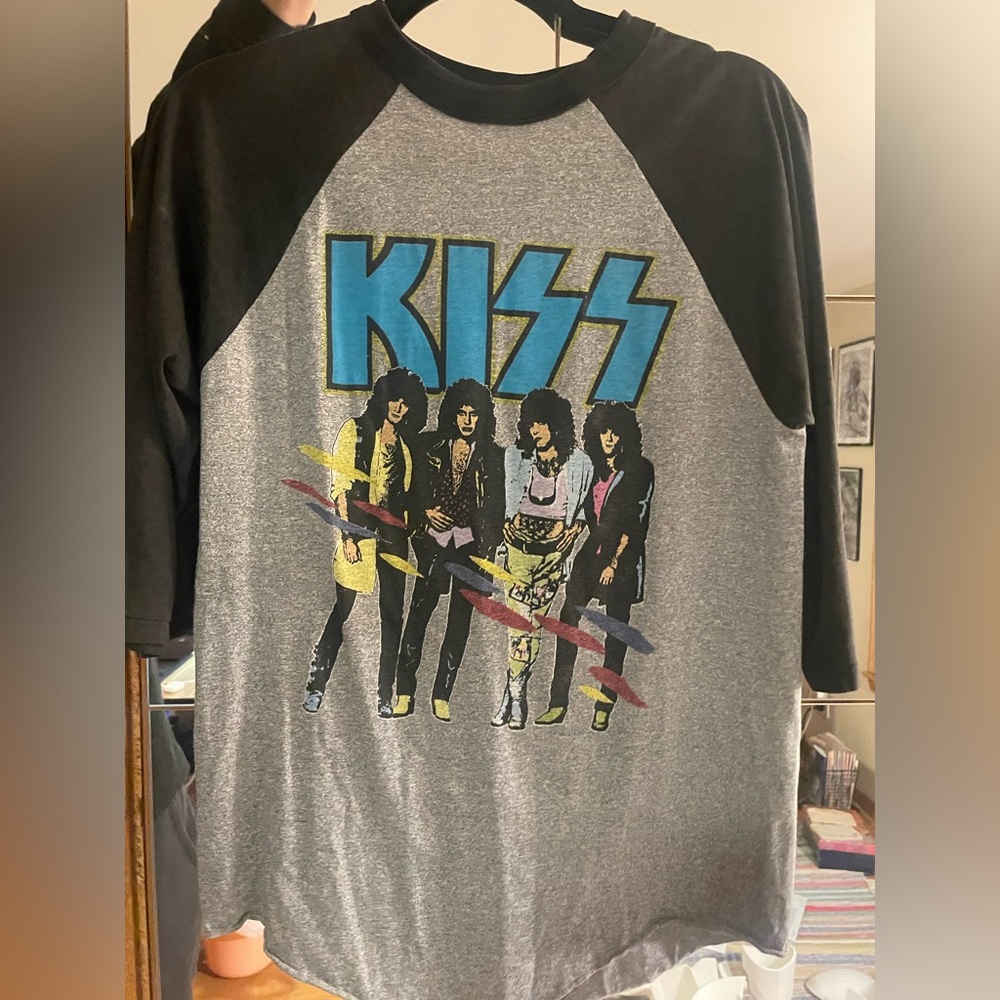 Authentic Vintage KISS Asylum 85-86 tour Graphic Raglan Tee